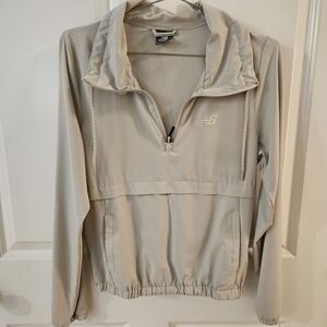 New Balance Women's Light Tan Pullover Athletic Jacket